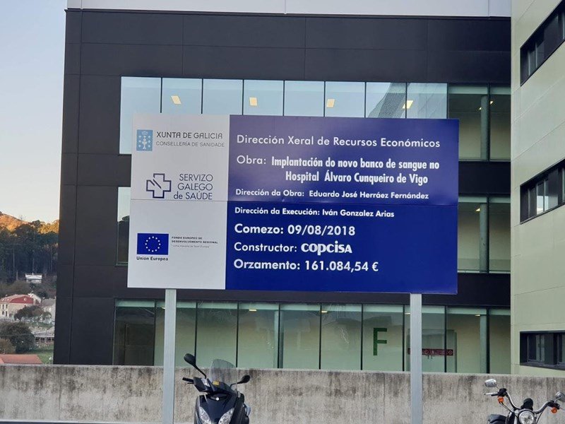 Valla de obra impresa en gran formato
